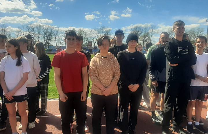 В рамках Всемирного дня здоровья на стадионе «Труд» учащиеся школы приняли участие в спортивной игре «Территория ЗОЖ»